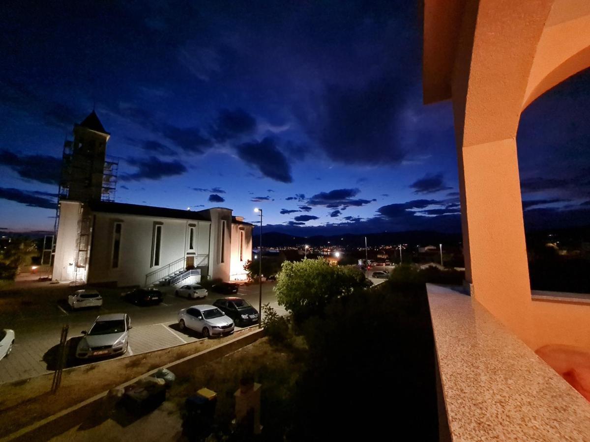 Apartment Juric Traù Esterno foto