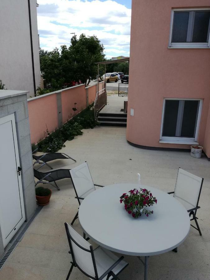 Apartment Juric Traù Esterno foto