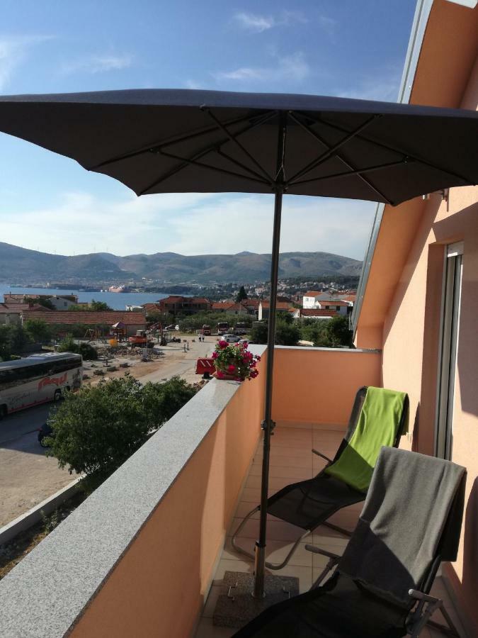 Apartment Juric Traù Esterno foto