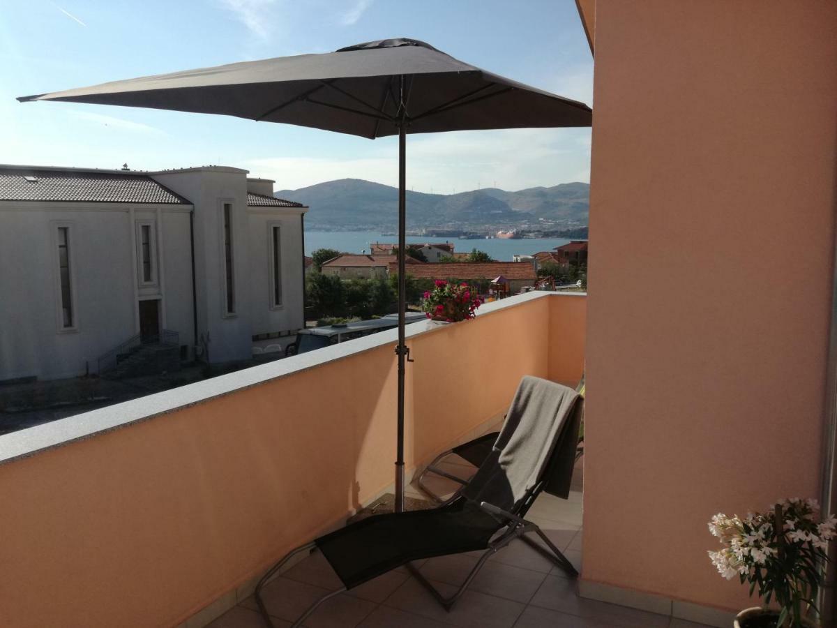 Apartment Juric Traù Esterno foto