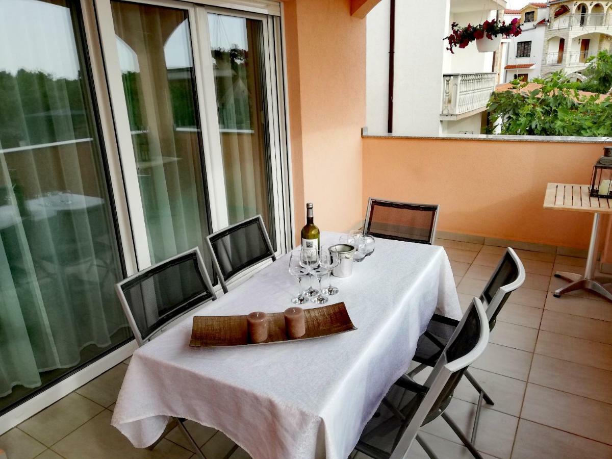 Apartment Juric Traù Esterno foto